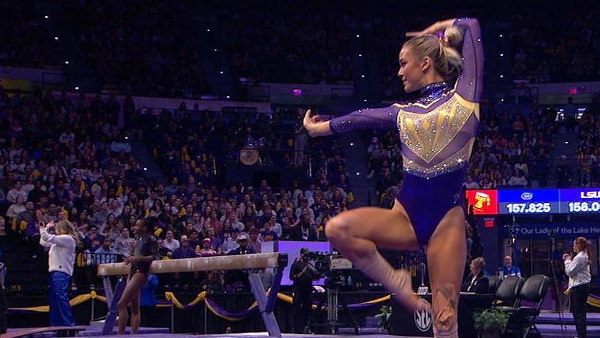 Livvy Dunne stuns on the floor with a 9.875 routine