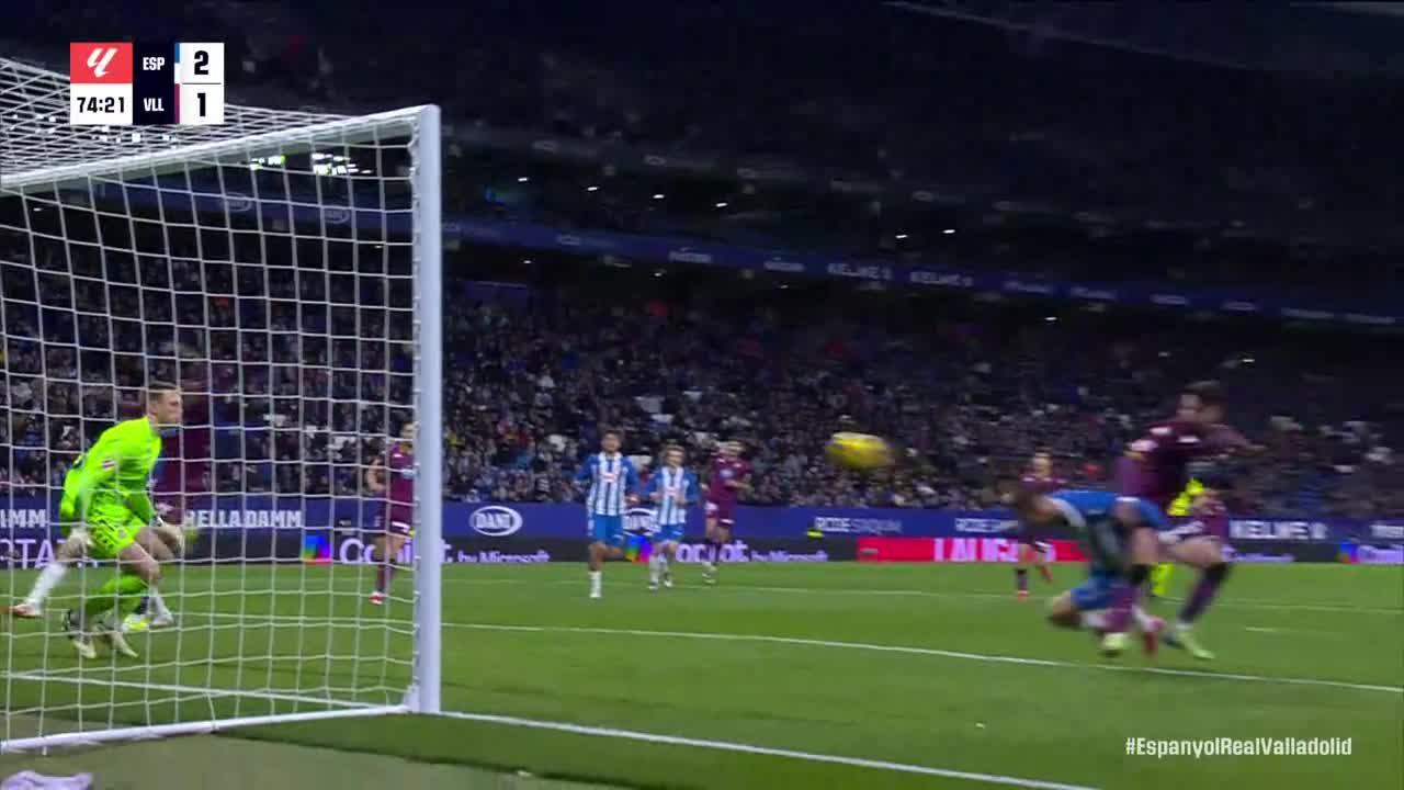 Roberto Fernández scores goal for Espanyol