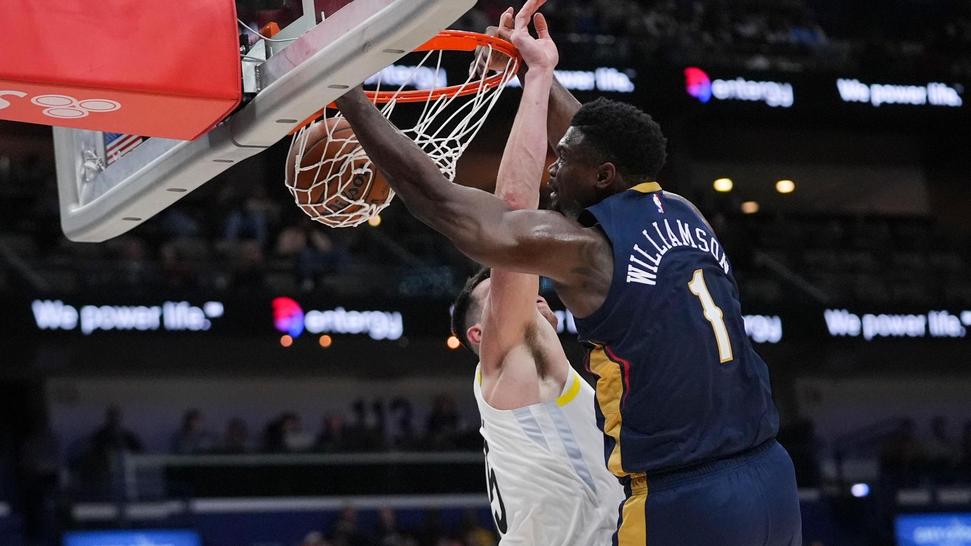 Zion throws mean poster slam on Drew Eubanks