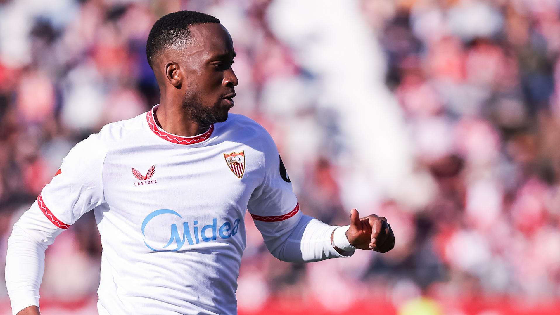 Sevilla snatch all three points against Girona