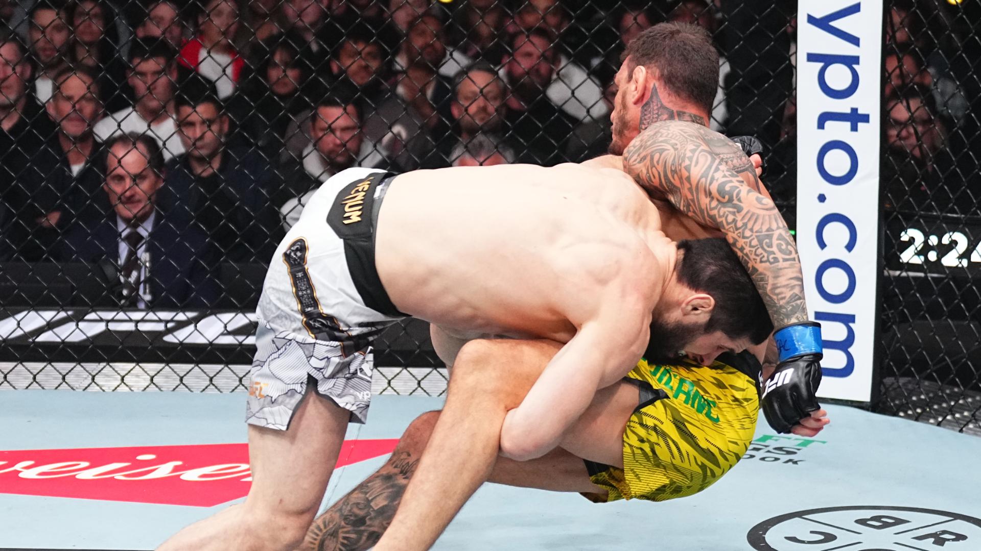 Islam Makhachev becomes most decorated lightweight UFC fighter ever