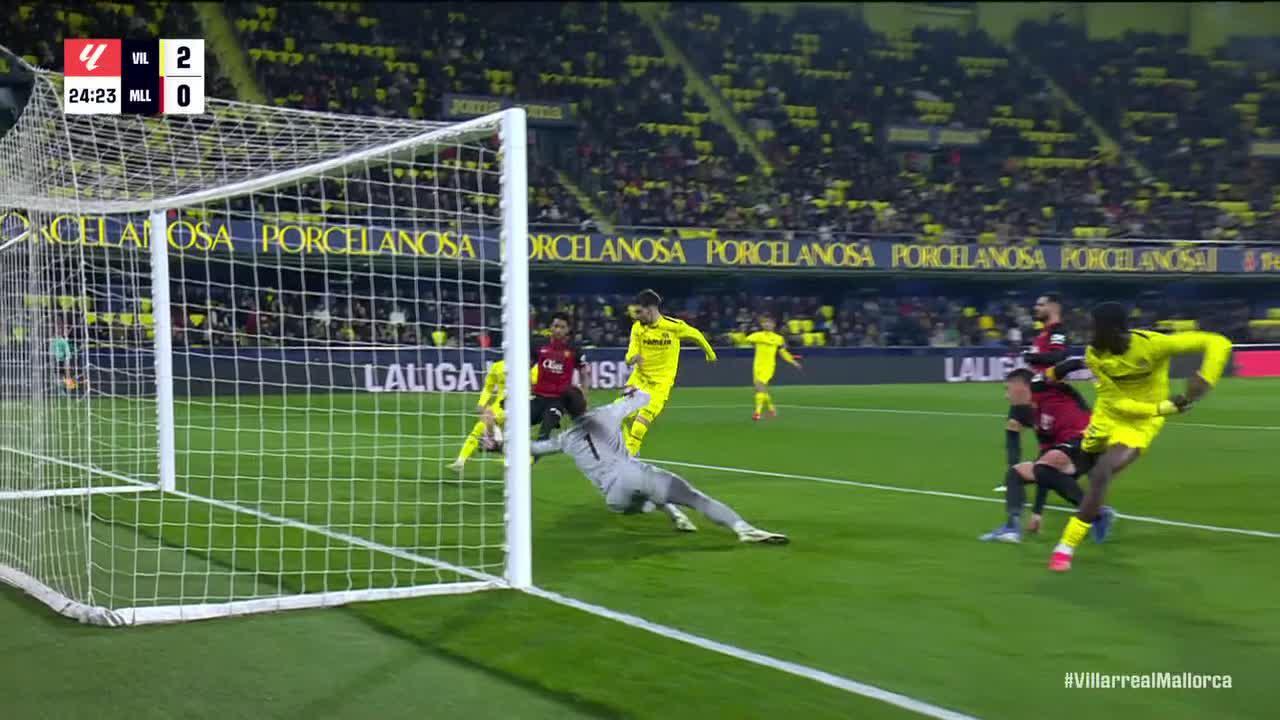 Álex Baena gets on the scoresheet for Villarreal