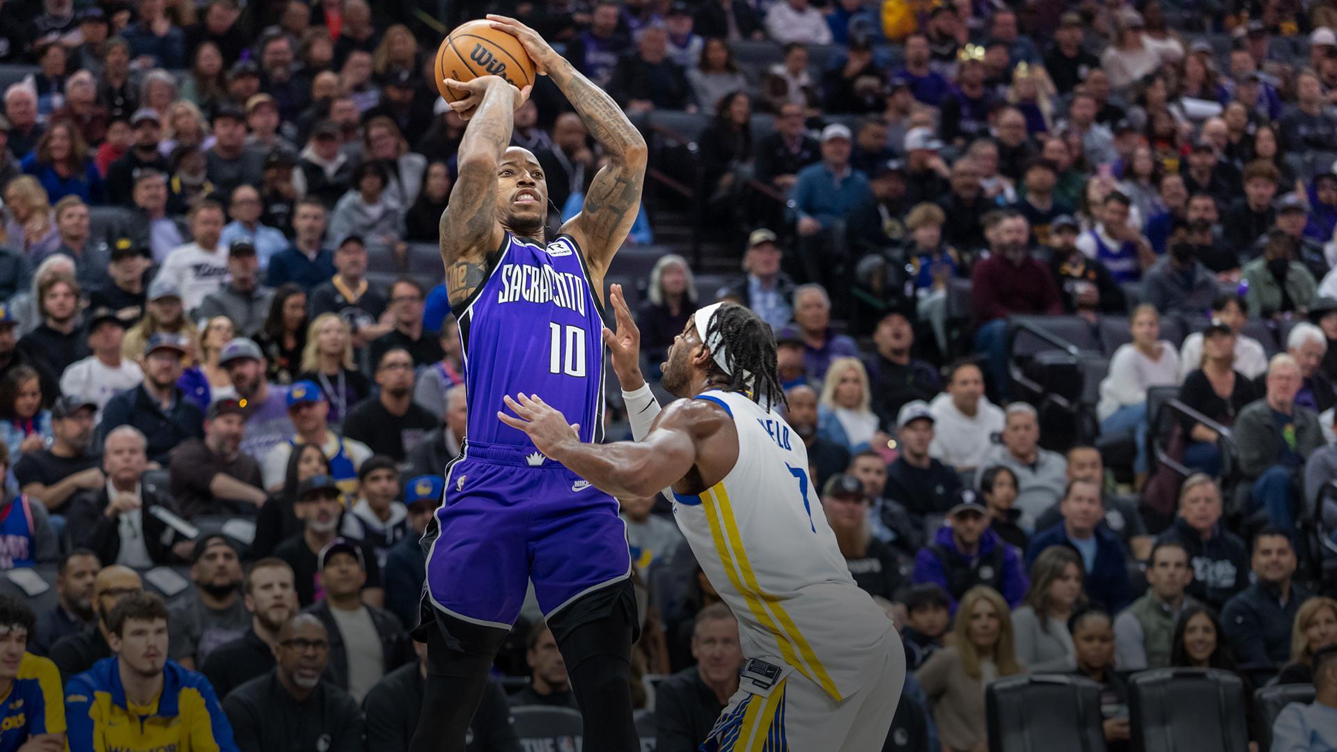 DeMar DeRozan's 32-point game lifts Kings past Warriors