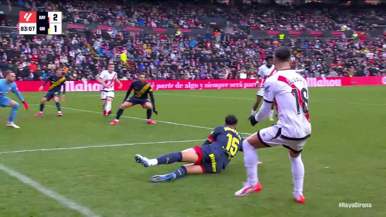 Randy Nteka slots in the goal for Rayo Vallecano