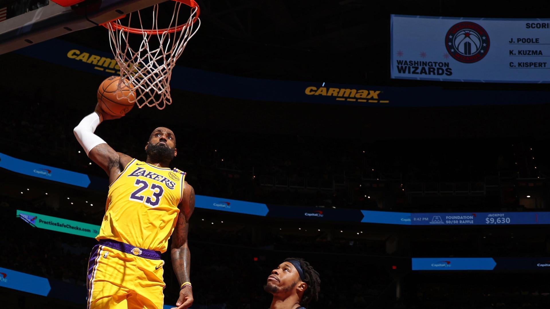 LeBron rocks the rim with a thunderous jam