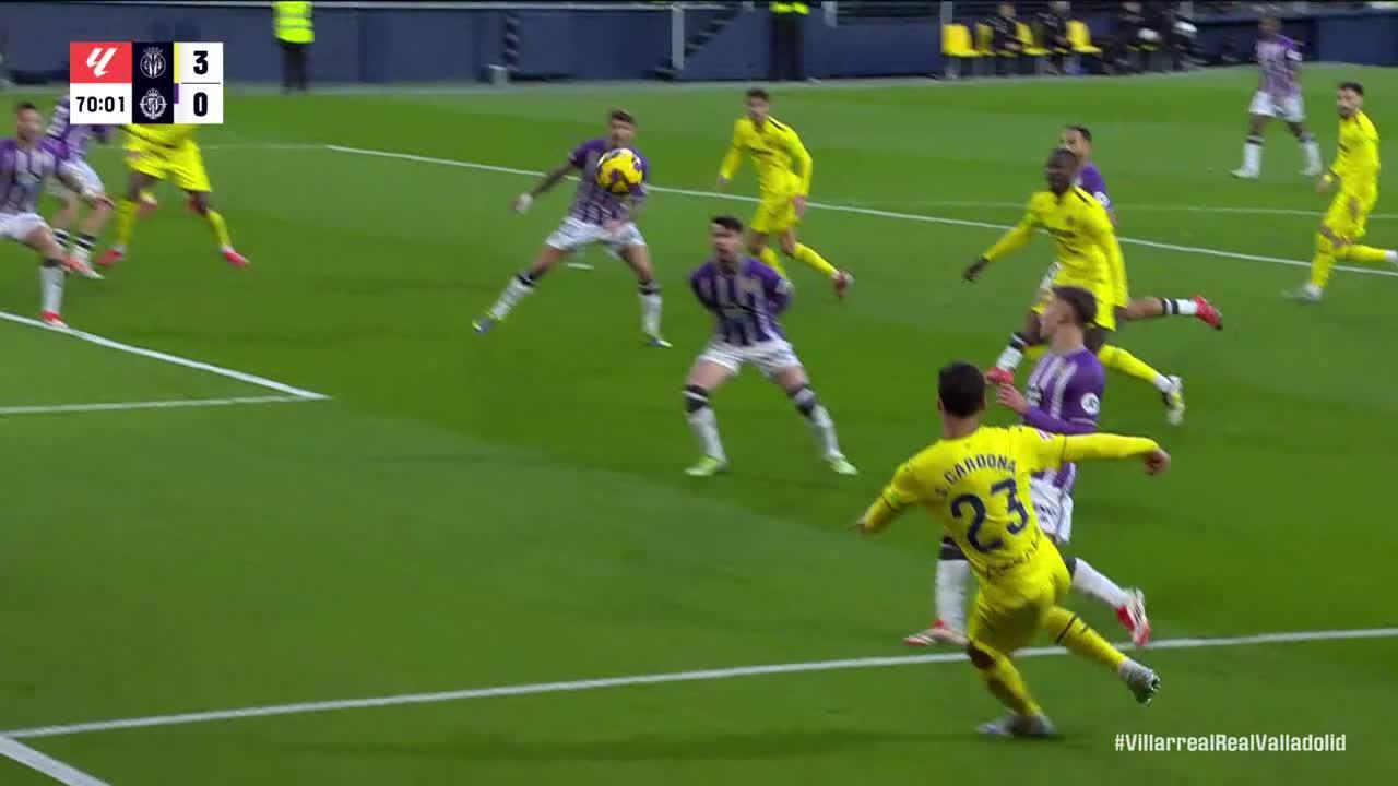 Santiago Comesaña finds the back of the net for Villarreal