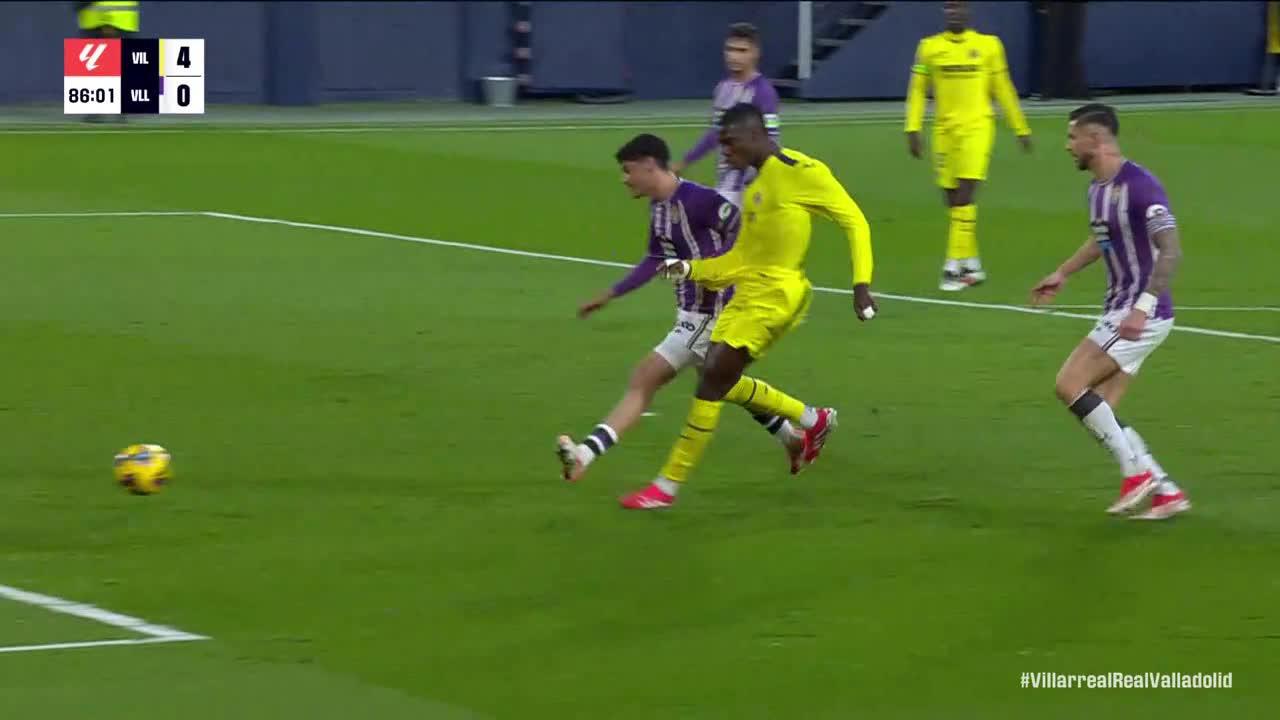 Thierno Barry finds the back of the net for Villarreal