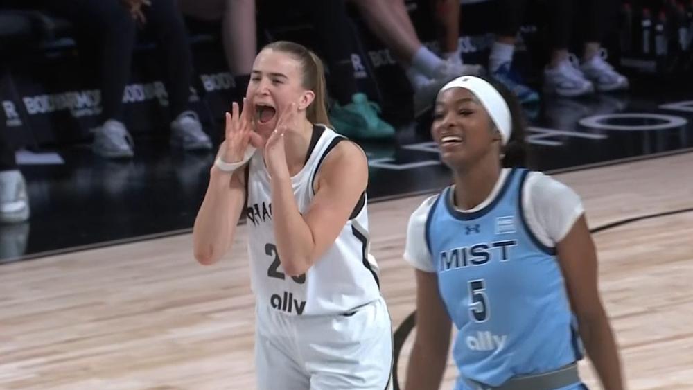 Sabrina Ionescu heckles Breanna Stewart ahead of game-winning FT