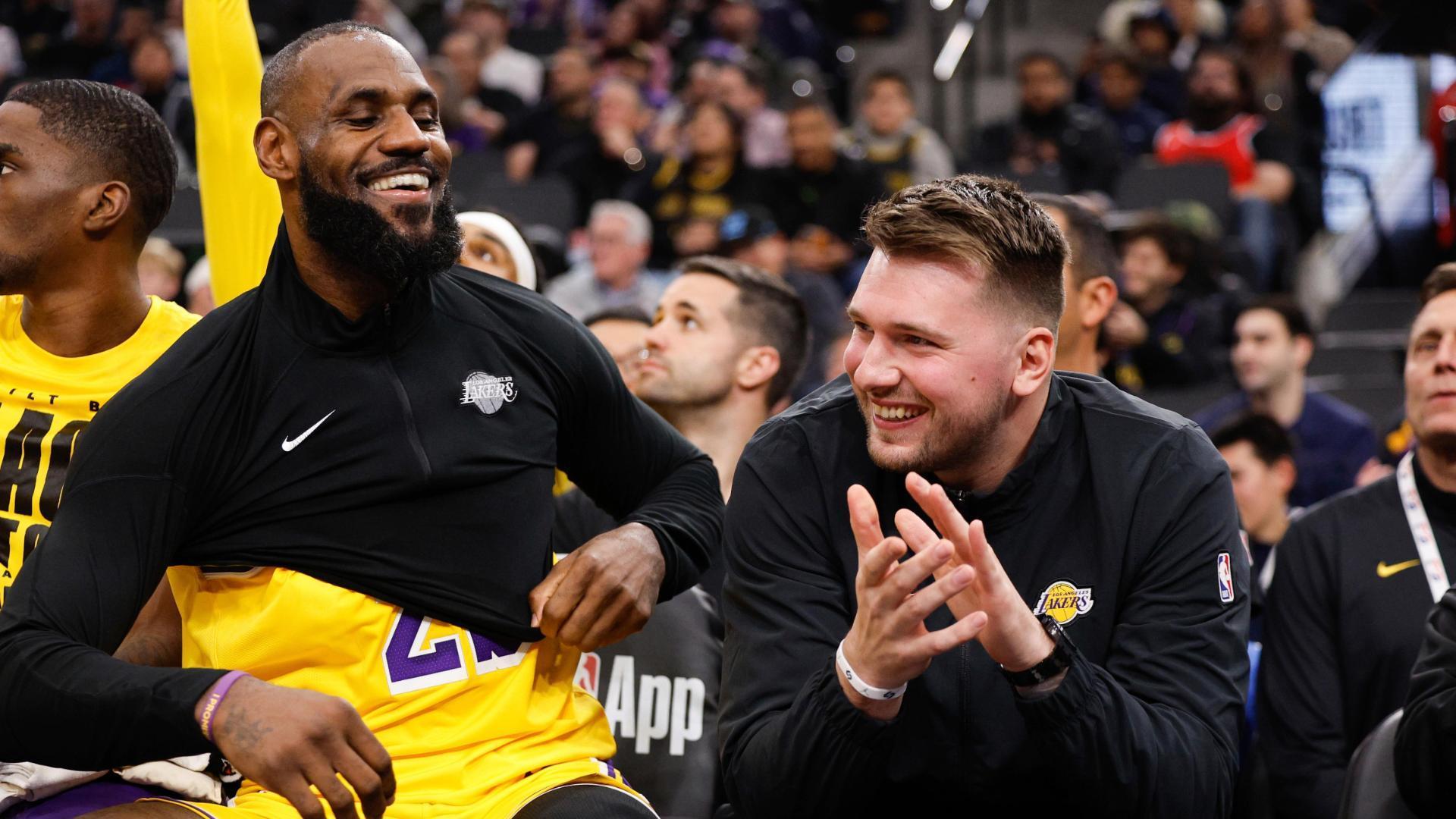 LeBron, Luka laugh it up on Lakers bench