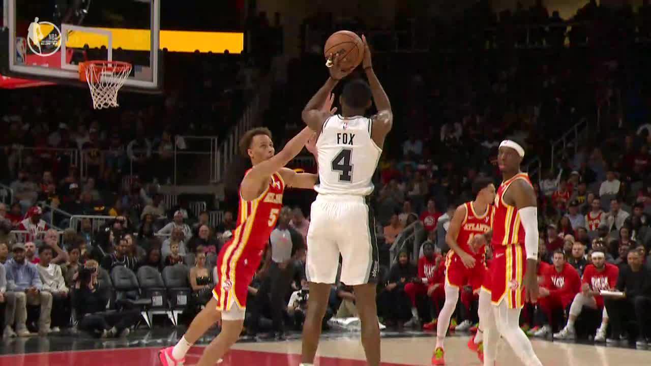 De'Aaron Fox drains first bucket as a Spur