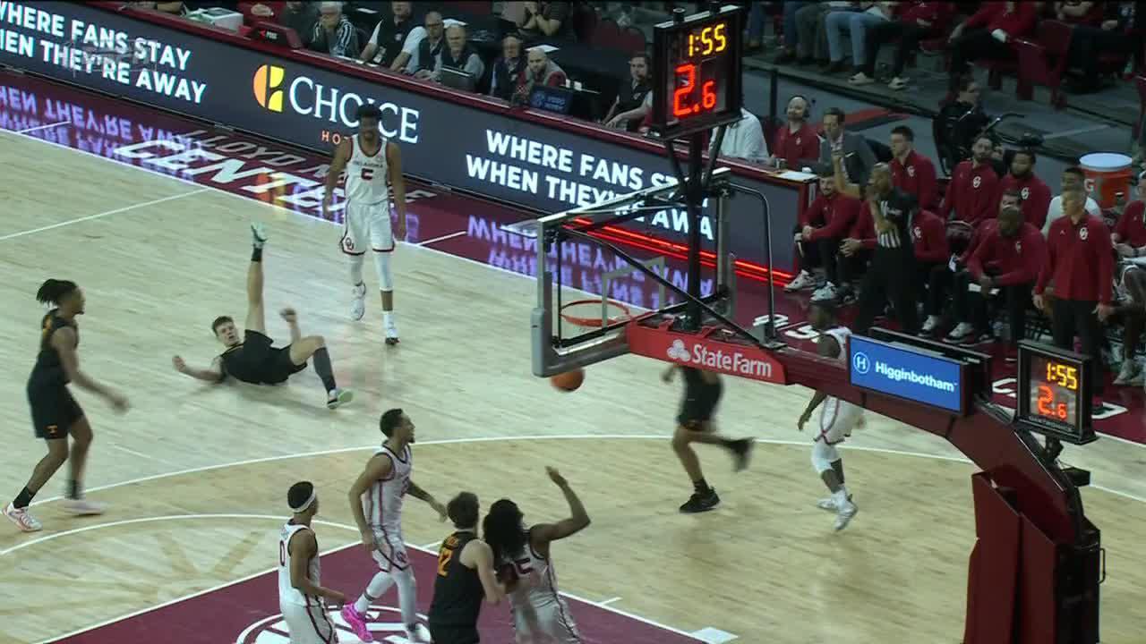 Igor Milicic Jr. sinks and-1 trey for Vols