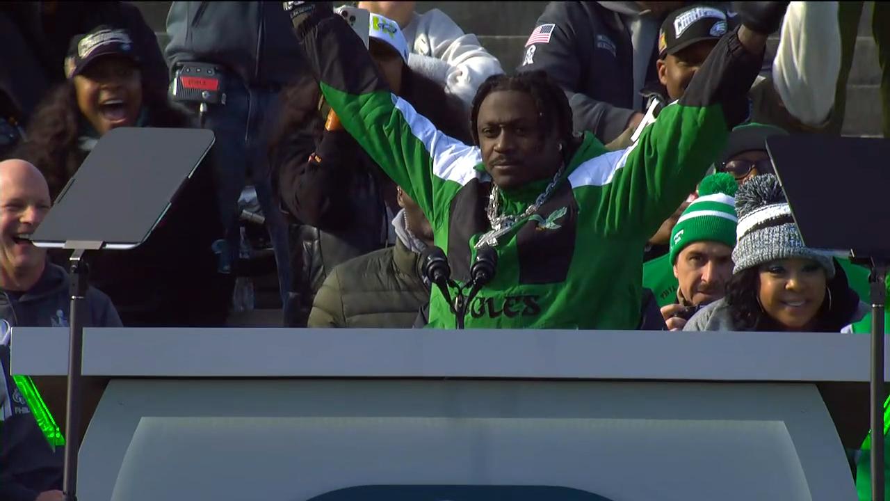 A.J. Brown has an epic sign-off to his Eagles' parade speech