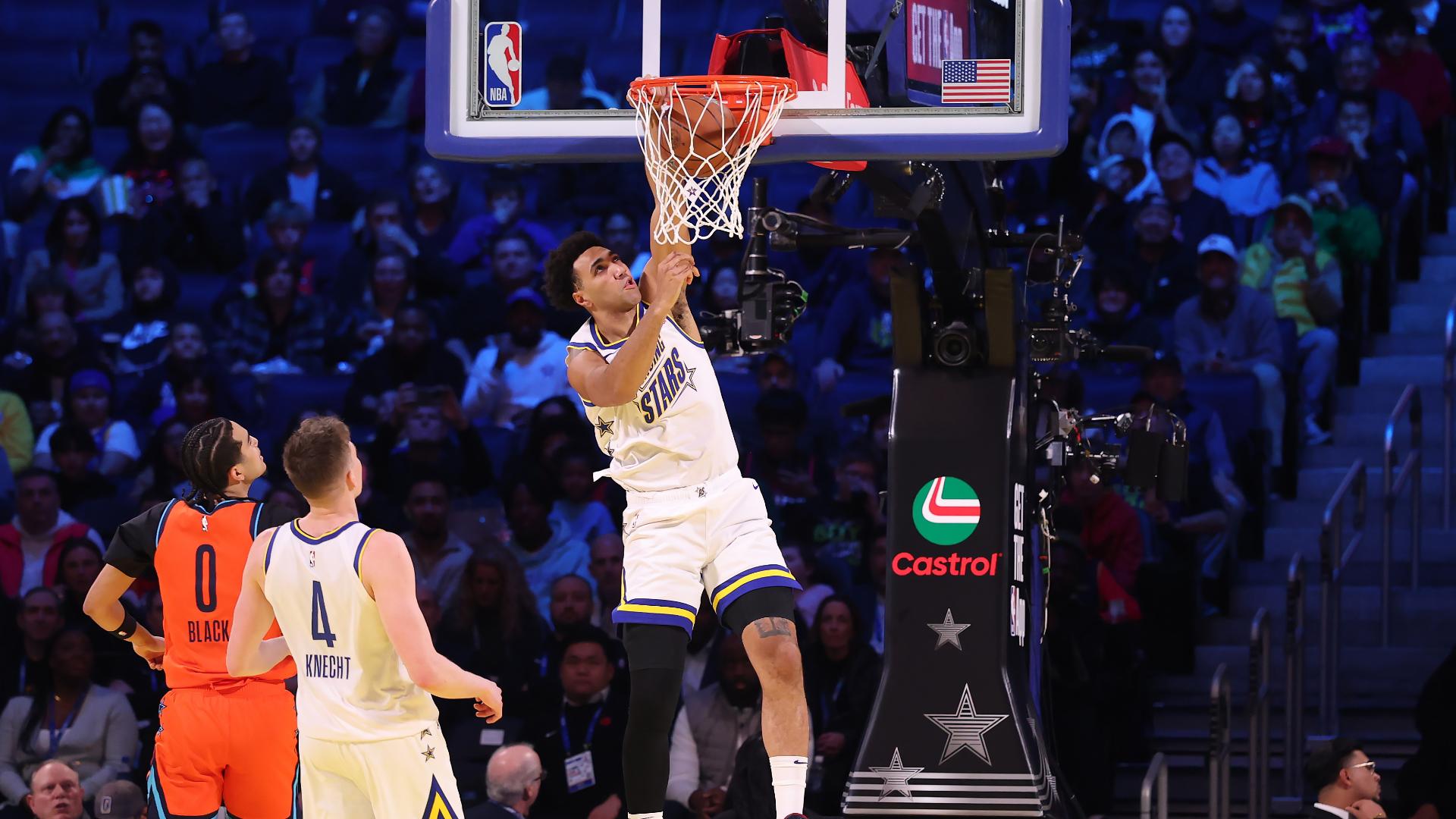 Trayce Jackson-Davis throws down alley-oop jam