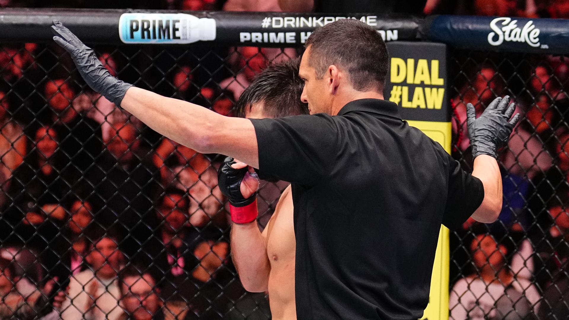 Eye poke stops Henry Cejudo-Song Yadong bout