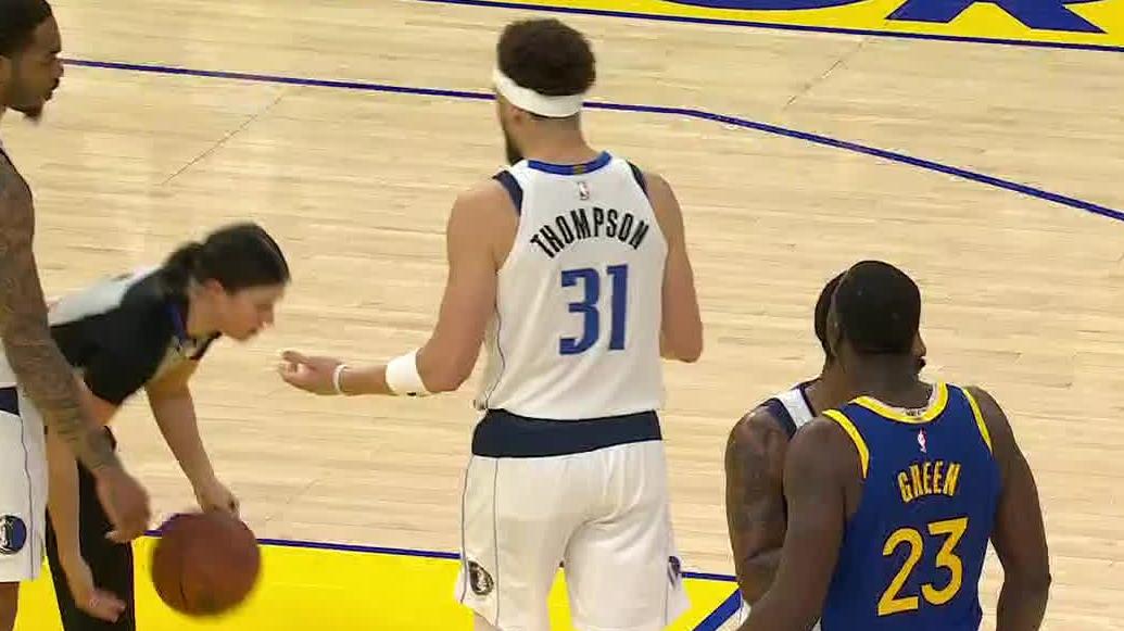 Draymond Green loves Klay Thompson's technical foul