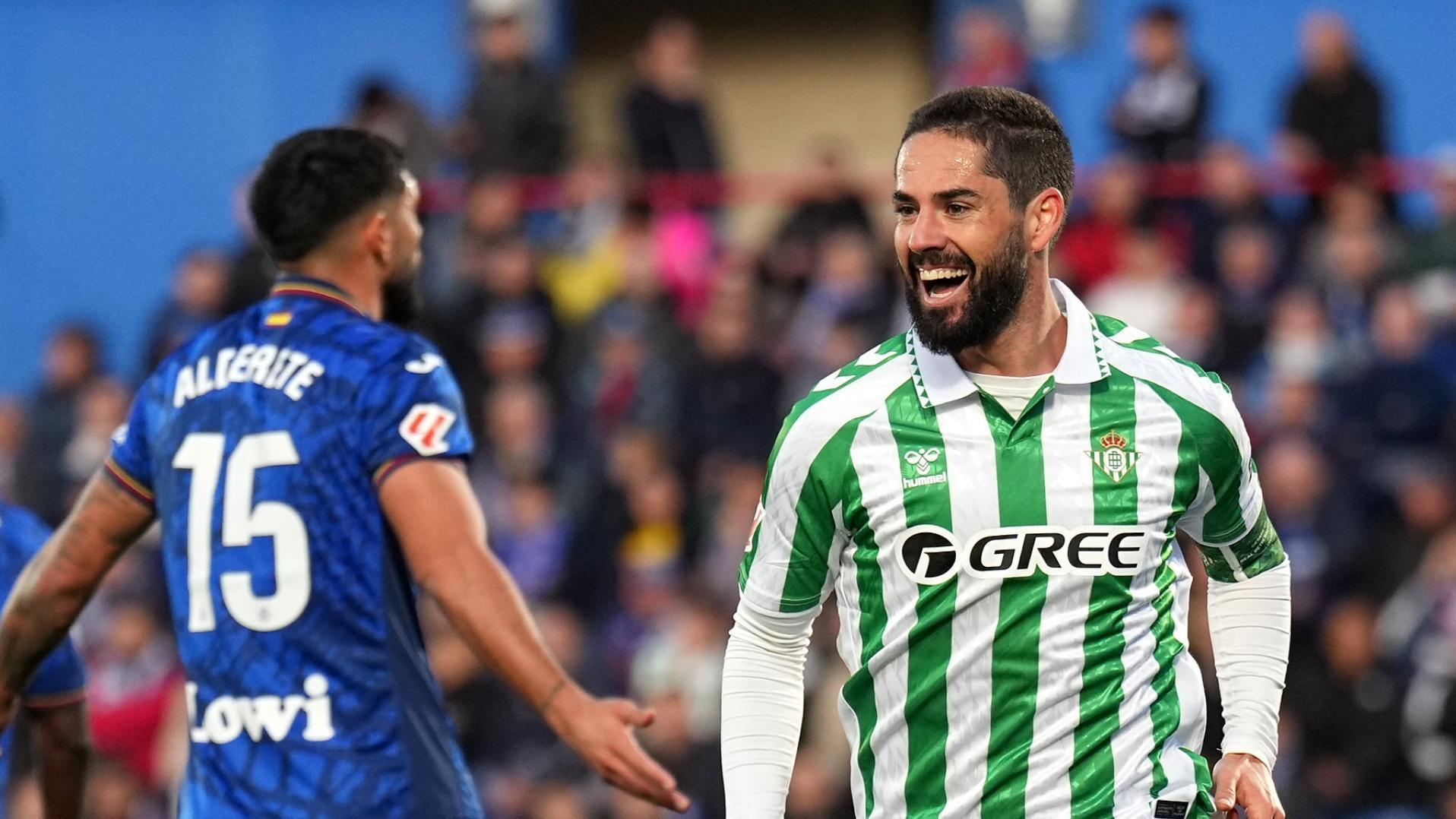 Isco slots in the goal for Real Betis