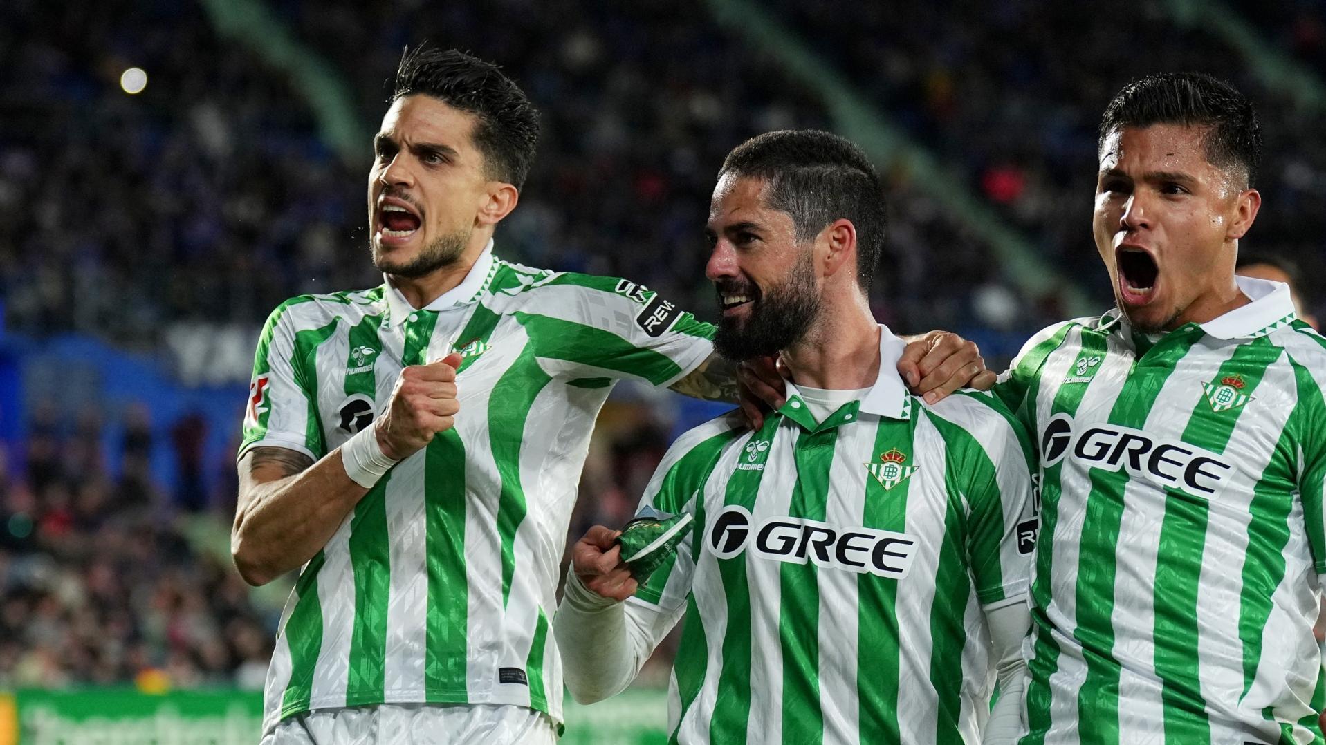 Isco double secures victory for Betis