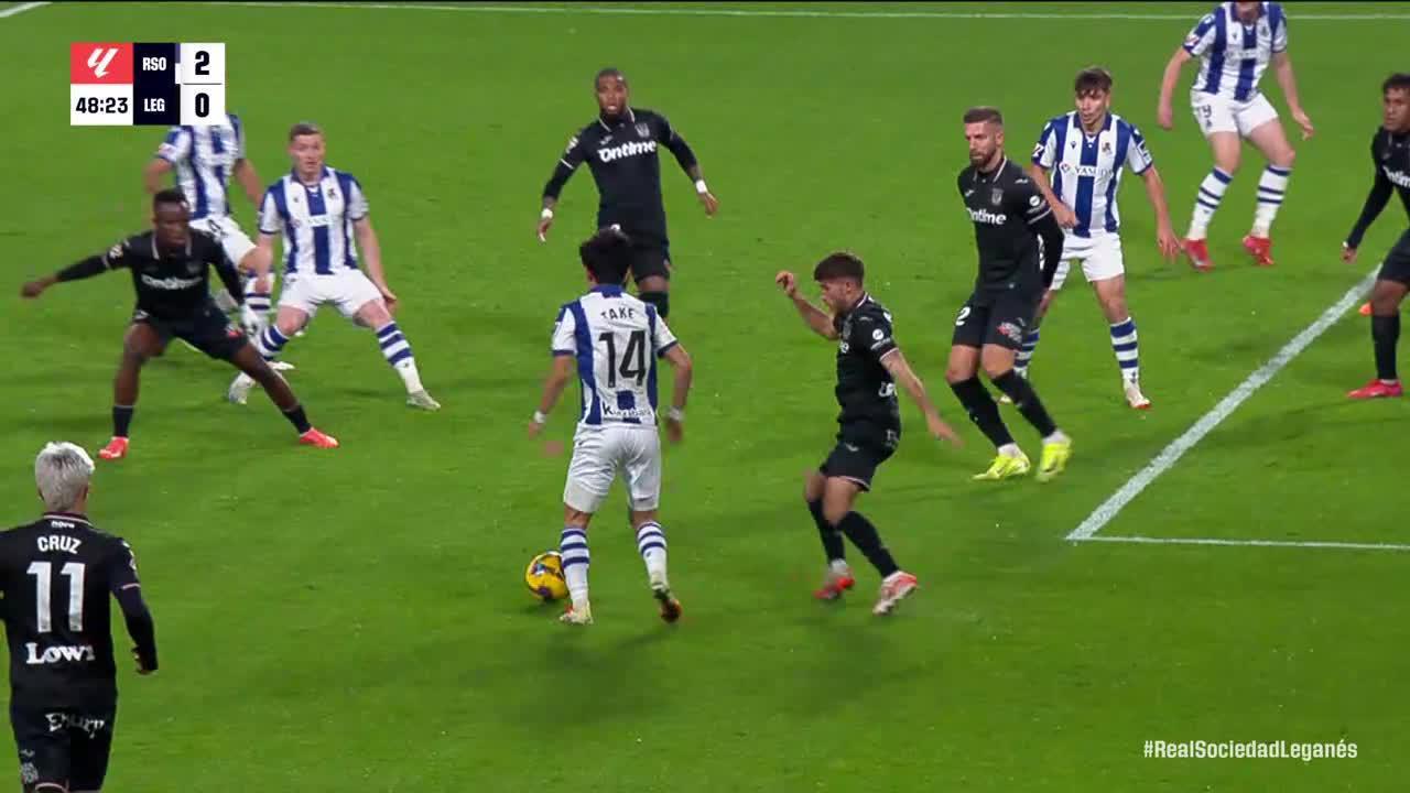 Takefusa Kuba hits a left-footed beauty for Sociedad