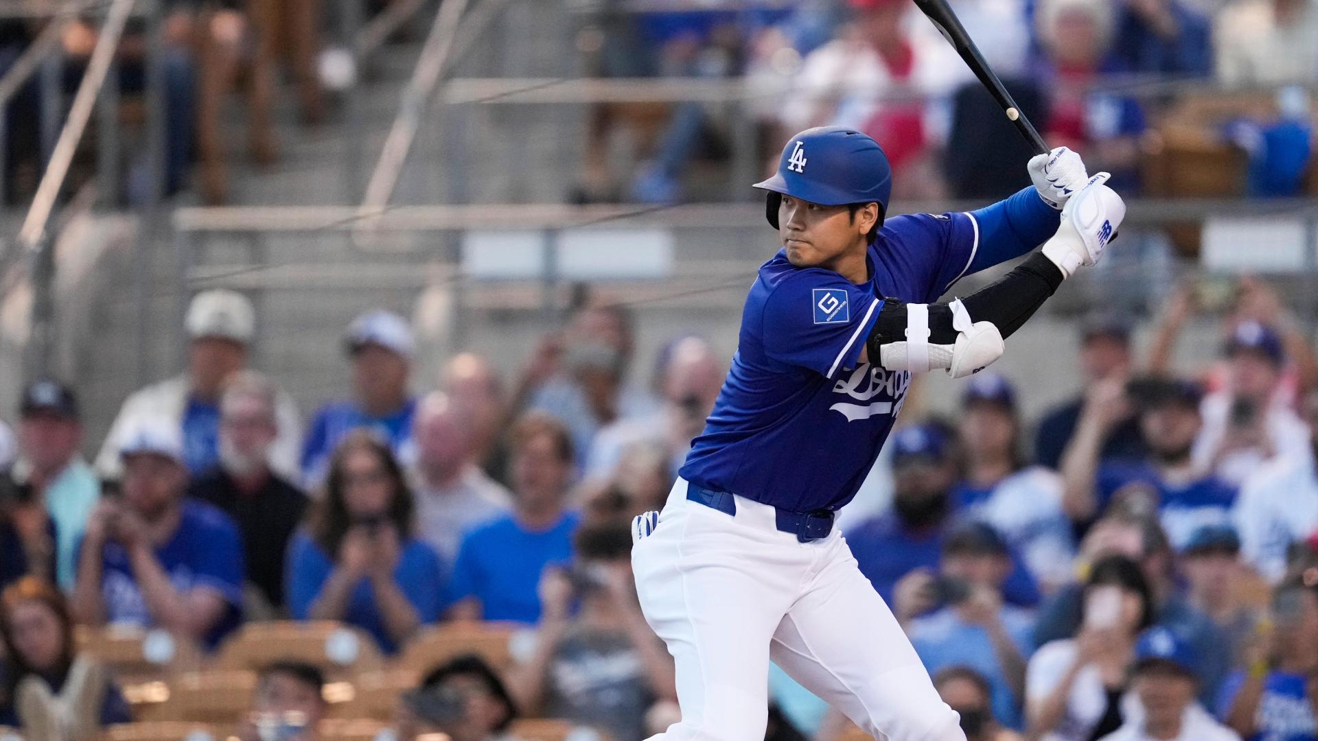 Shohei Ohtani belts first spring training homer