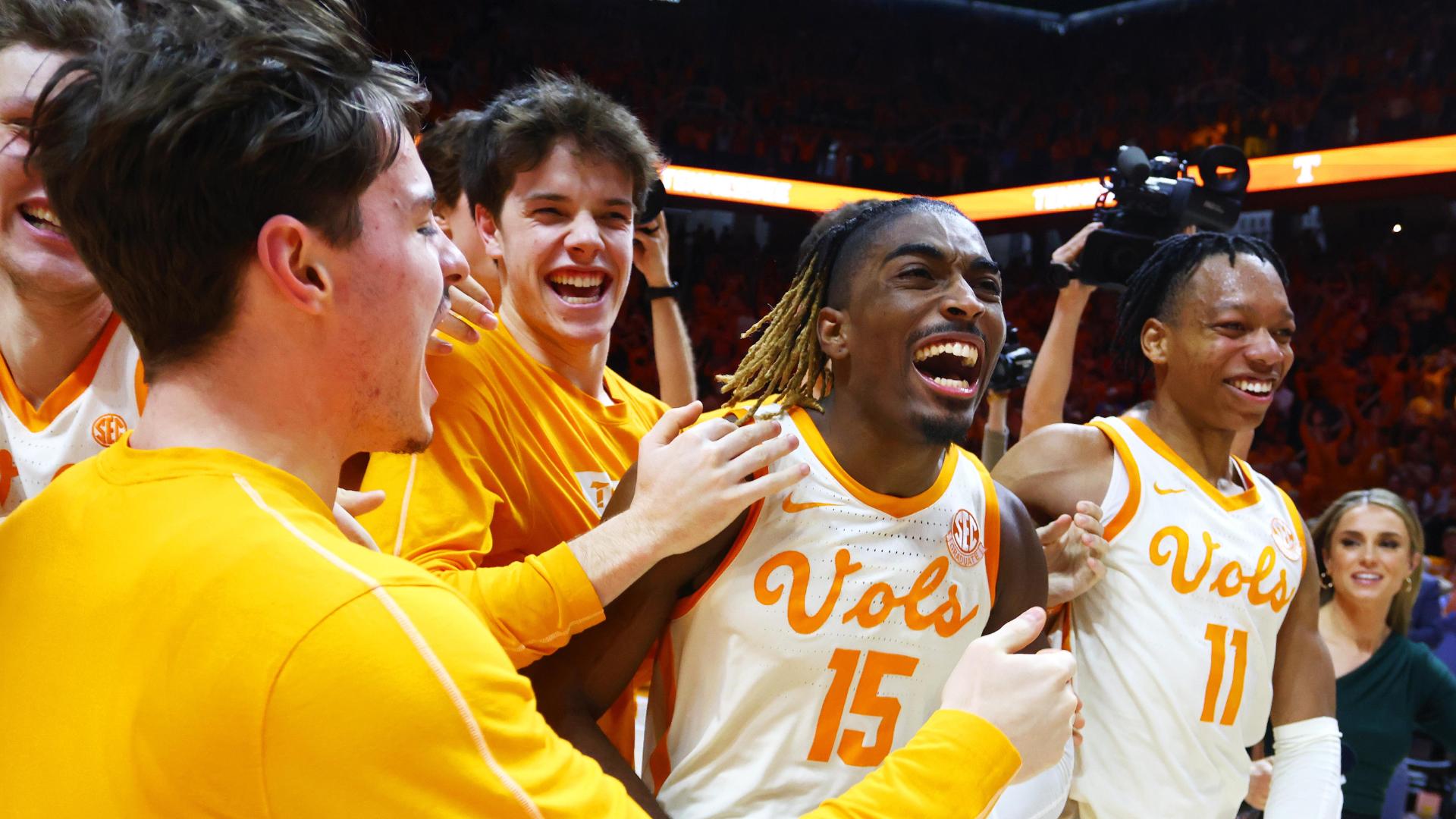 Buzzer-beater! Tennessee tops Bama on Jahmai Mashack's clutch 3