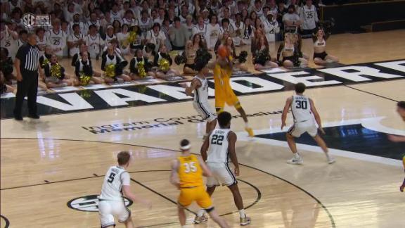 Anthony Robinson II knocks down the trey - ESPN Video