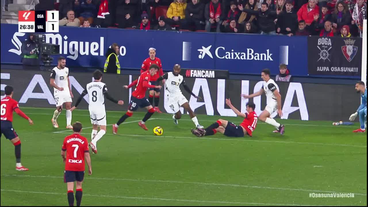 Aimar Oroz gets on the scoresheet for Osasuna