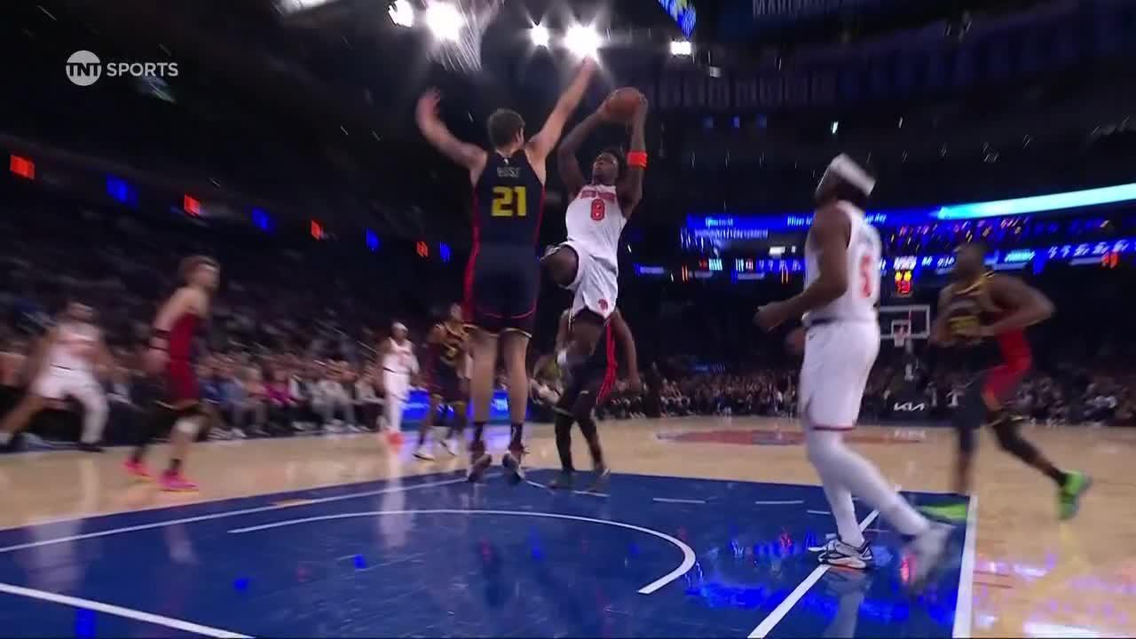 OG Anunoby with the and-1 bucket