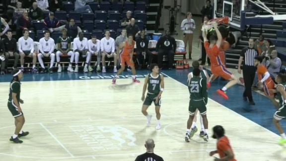 Noah Williamson elevates for dunk vs. Loyola (MD) Greyhounds - ESPN Video