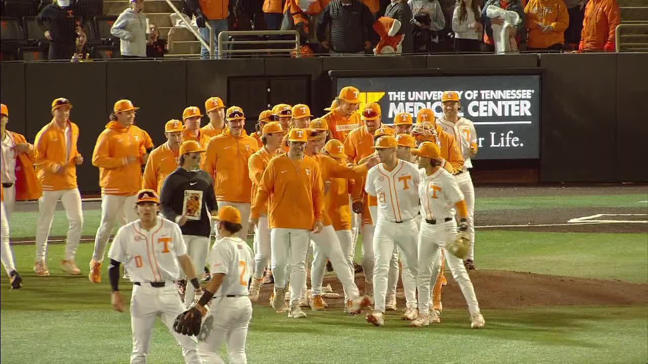 Tennessee completes combined no-hitter