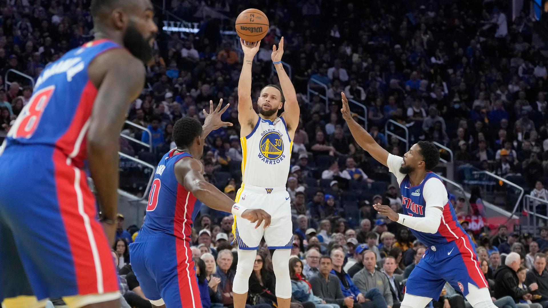 Steph Curry drains 3 to eclipse 25,000 points