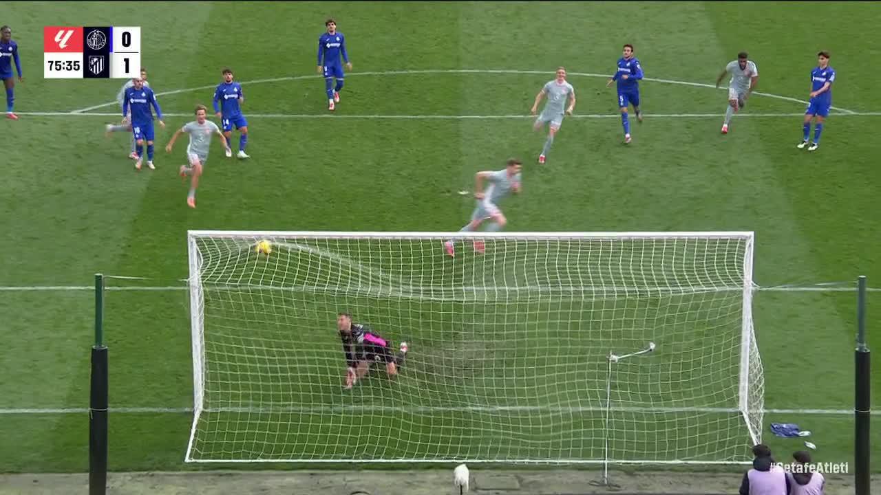 Alexander Sørloth slots home penalty goal vs. Getafe