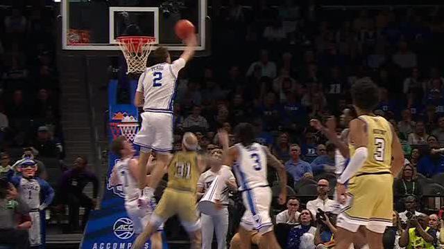 Flagg's emphatic rejection leads to a Duke fast-break 3