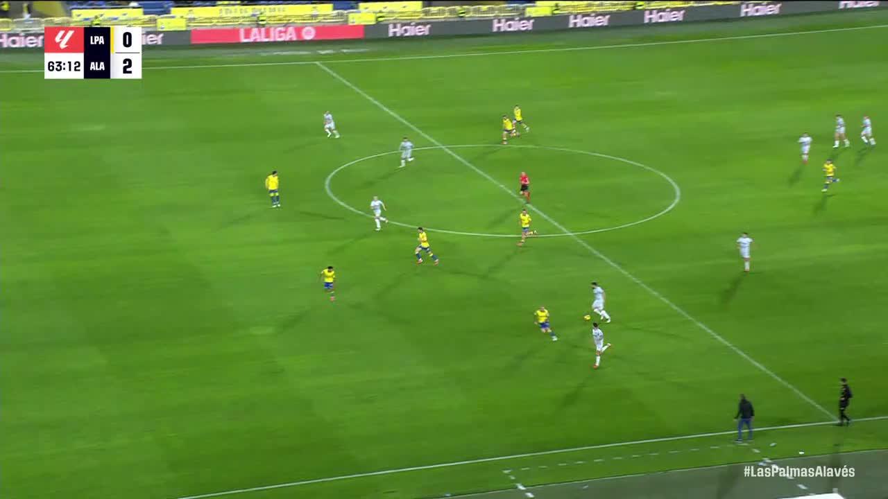 Jon Guridi gets on the scoresheet for Alavés