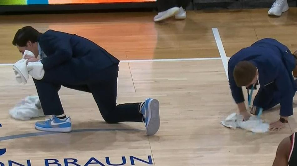 Conference USA title game delayed due to a roof leak