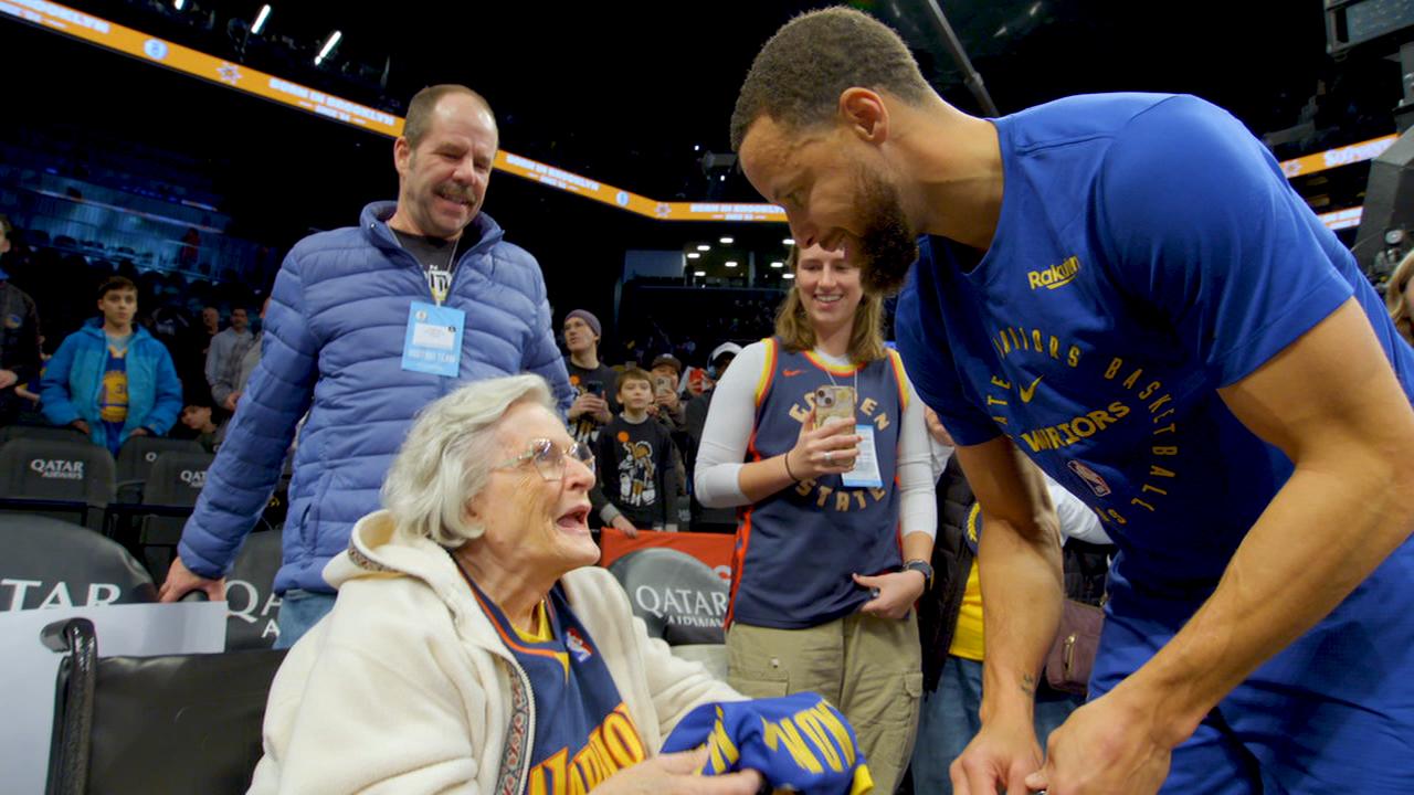 Steph Curry meets 'superfan' Grandma Kitty