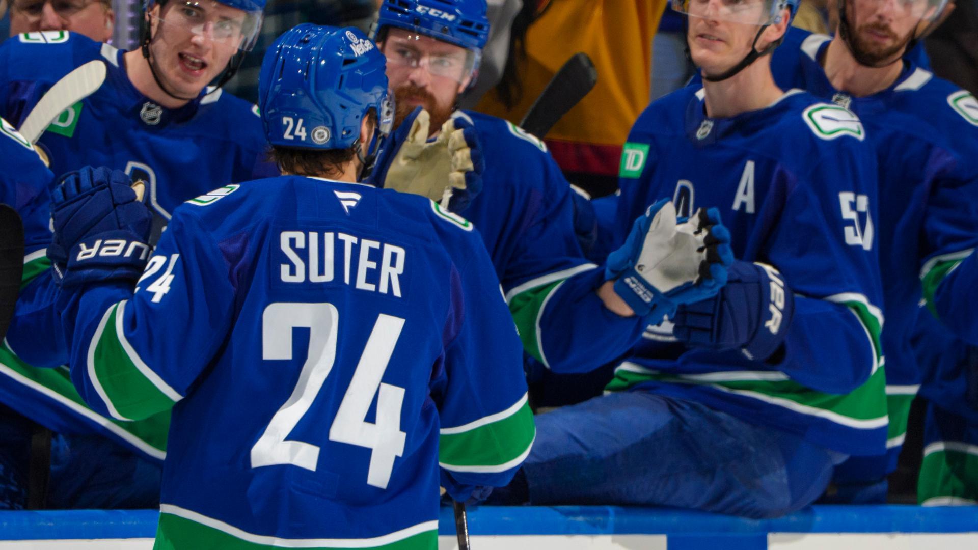 Eight seconds apart?! Canucks strike again with quick goals