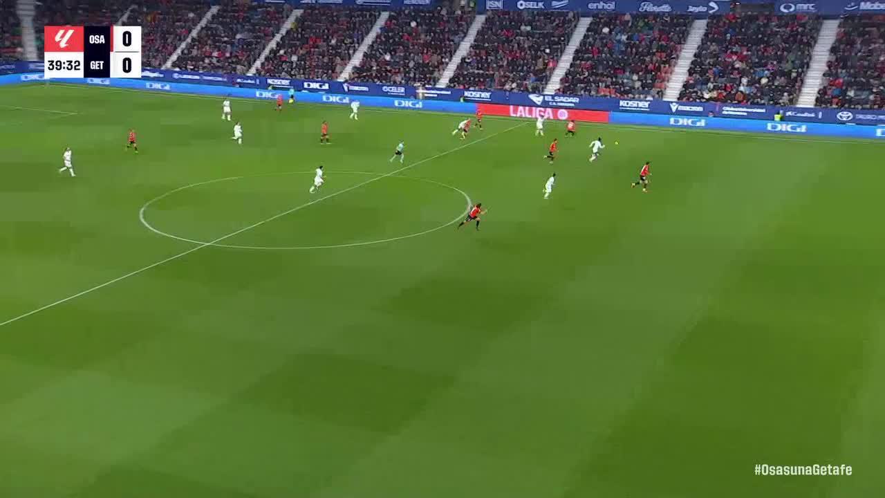 Sergio Herrera makes a great save