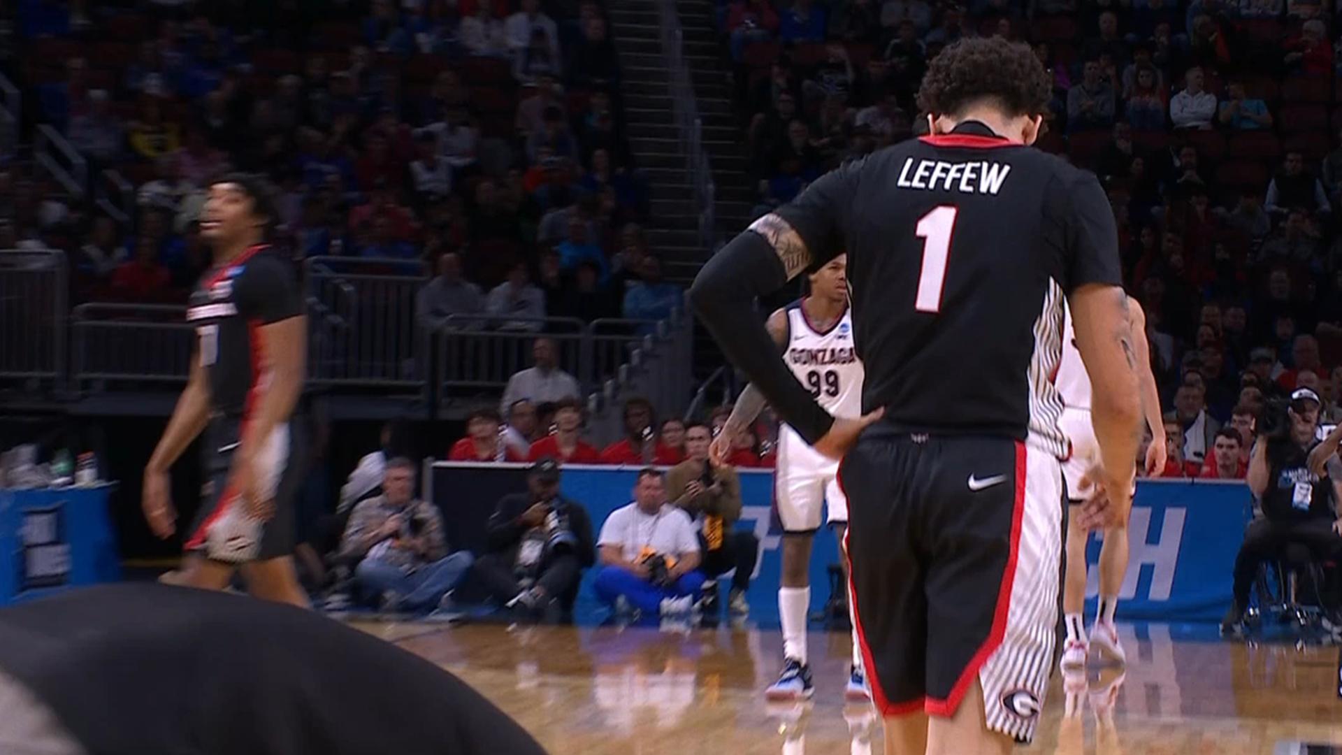 Georgia's Dakota Leffew caught wearing shorts backwards