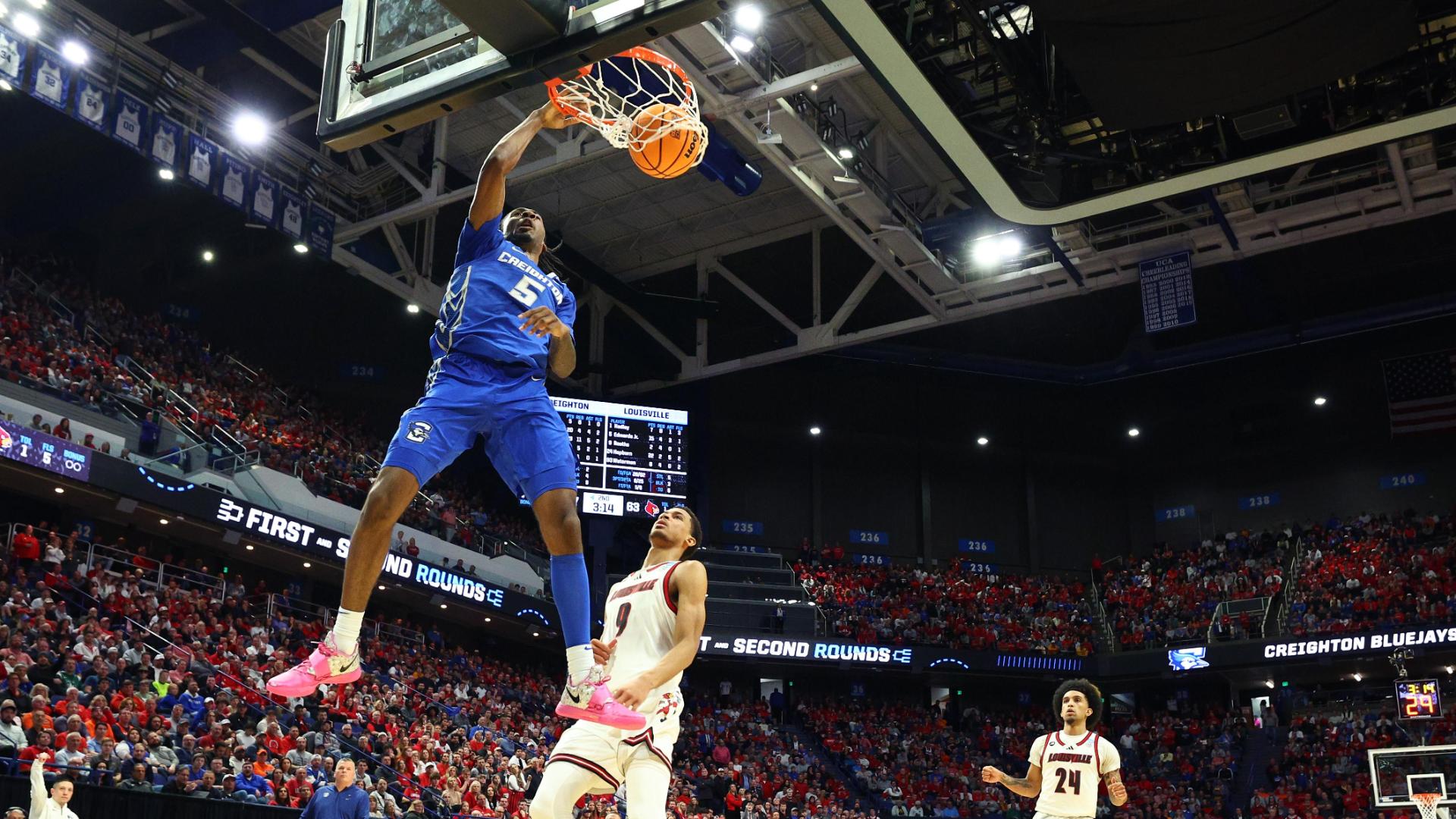 Jamiya Neal's exclamation-point dunk seals win over Louisville