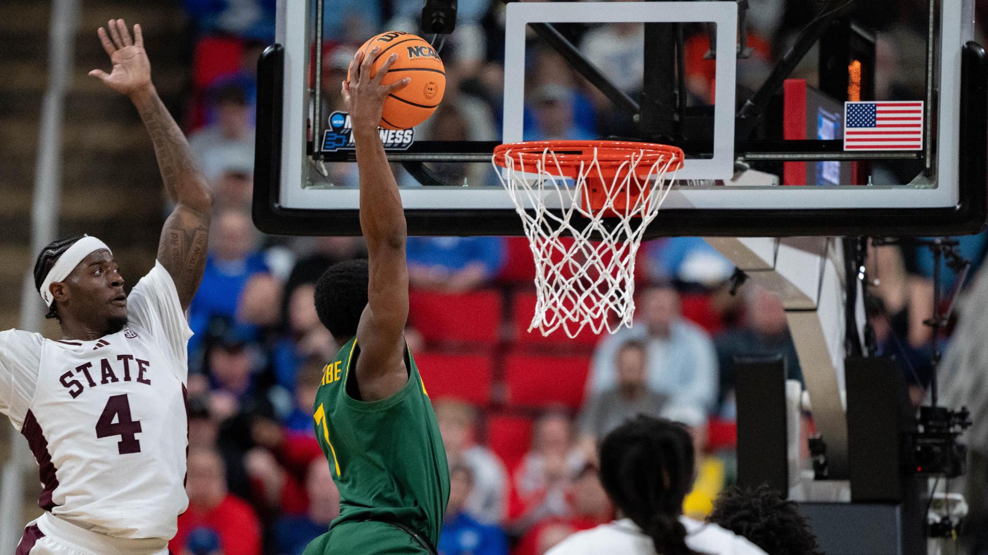 'Look out!' VJ Edgecombe's near-highlight slam rattles the rim
