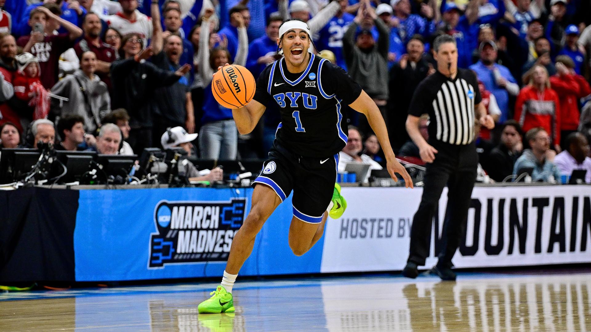 BYU celebrates holding off Wisconsin by throwing down dunk as time expires