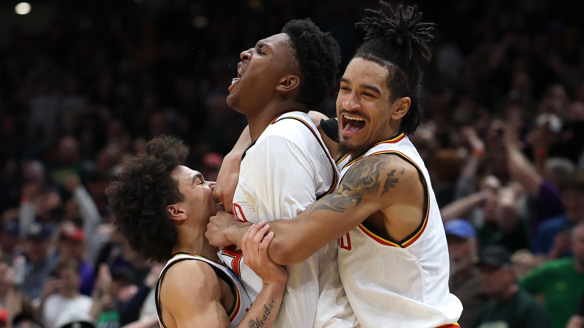 Derik Queen's buzzer-beater sends Maryland to the Sweet 16