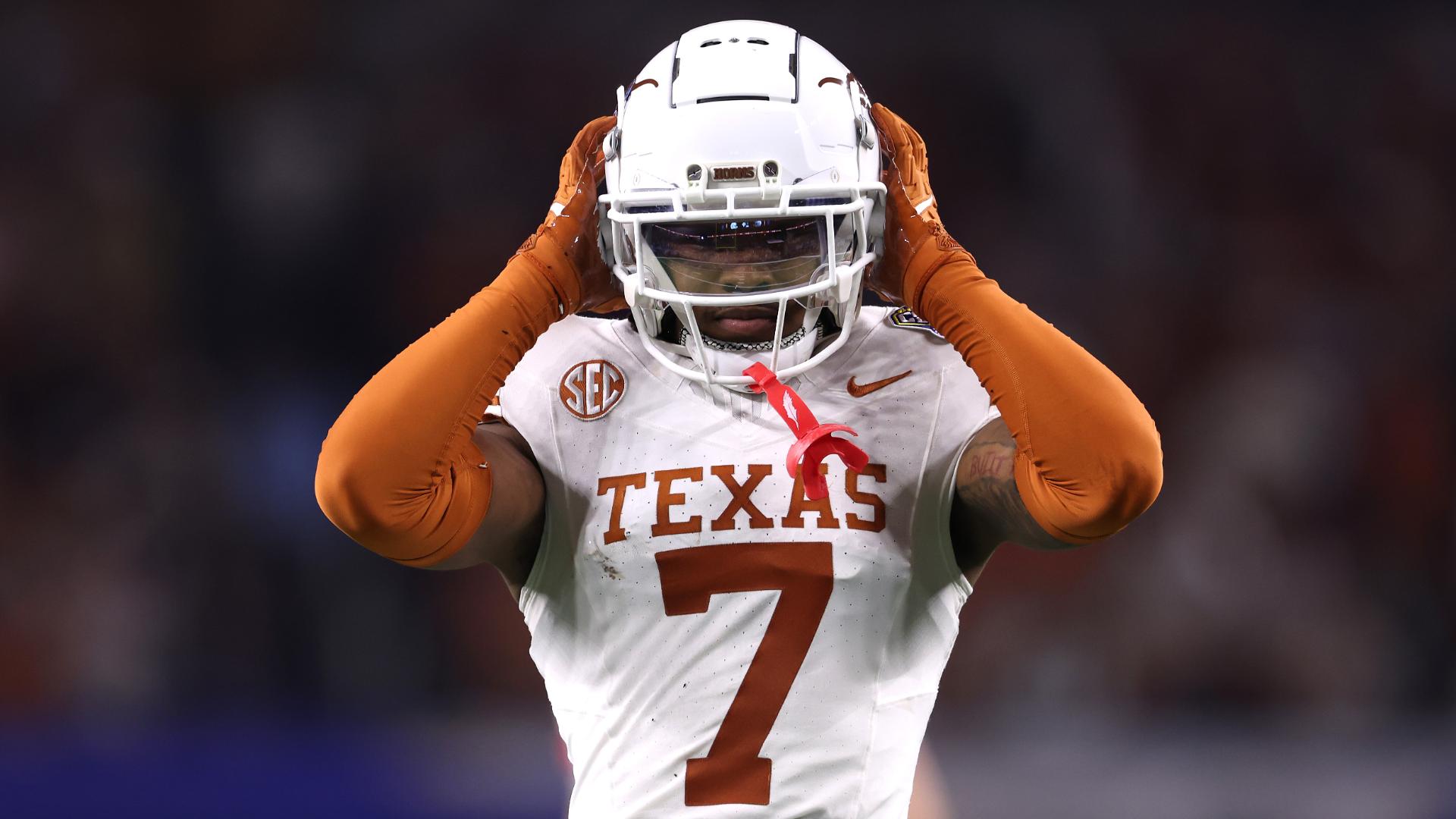 Broncos Playmaker Sends 3-Word Message About High-Profile QB