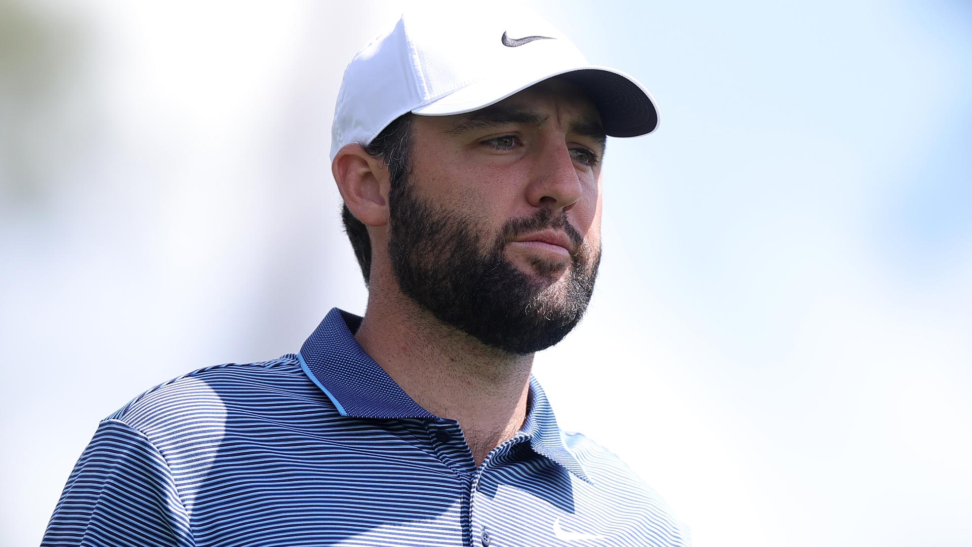 Scheffler gets lucky break on tee shot, chips in for birdie on 12