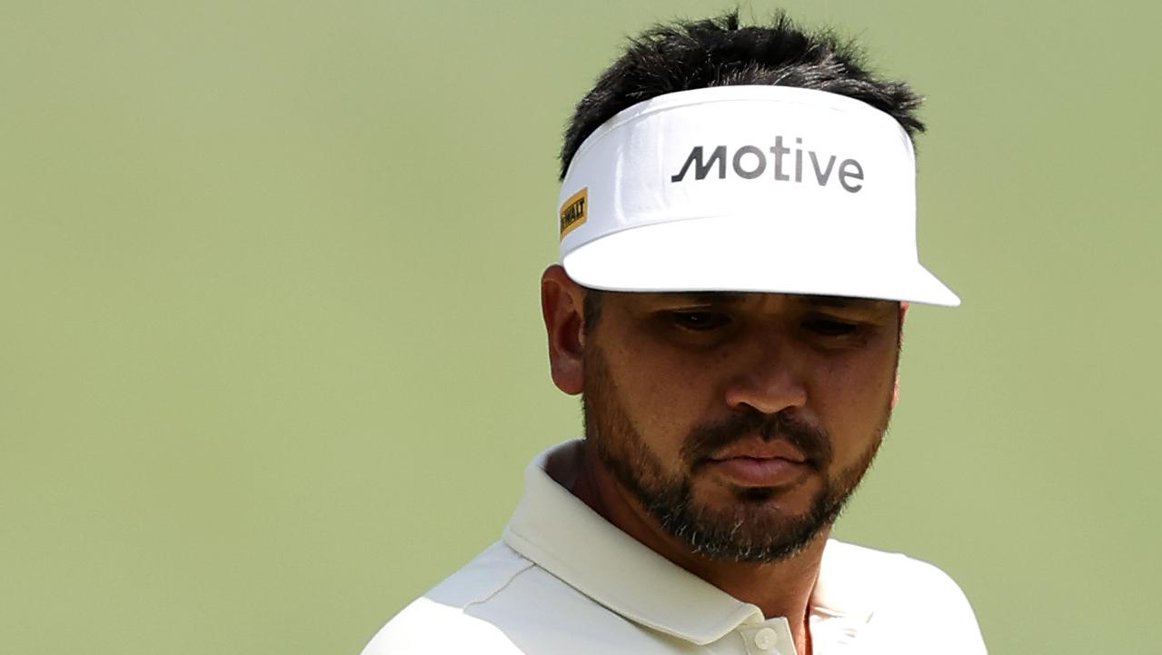 Jason Day chips in for birdie from the crowd