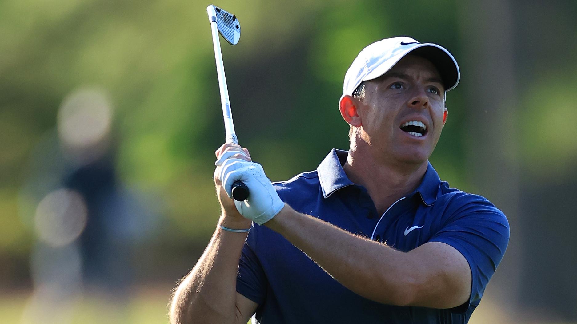 Rory sets up birdie with stunning shot on Hole 17