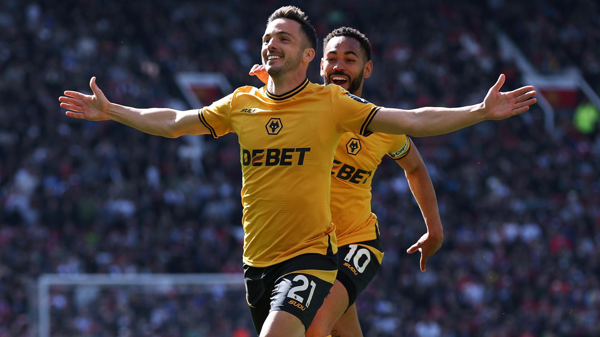 Wolves complete first league double over Man United since 1980