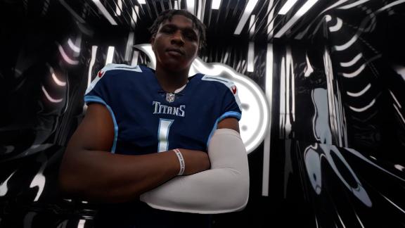 Cameron Ward - Tennessee Titans Quarterback - ESPN