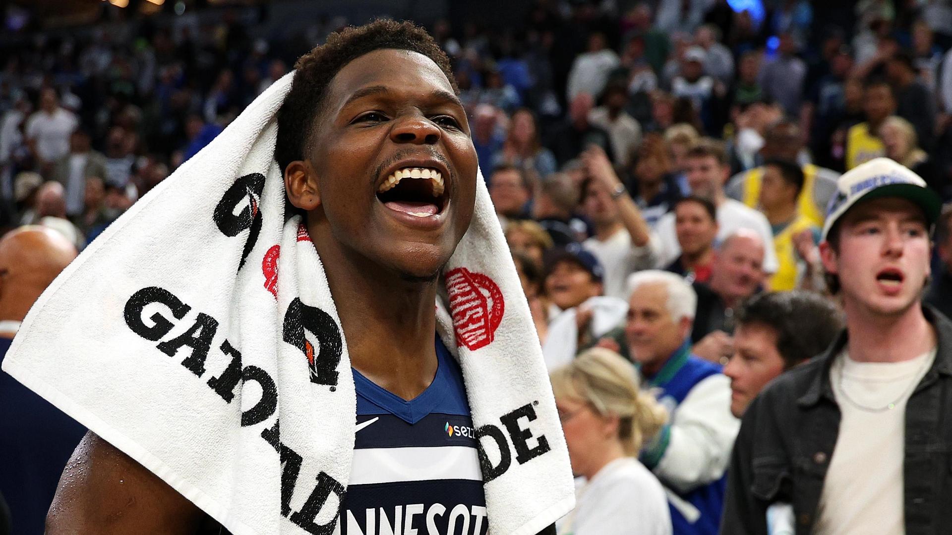 Timberwolves take 3-1 series lead after defensive stand on final play