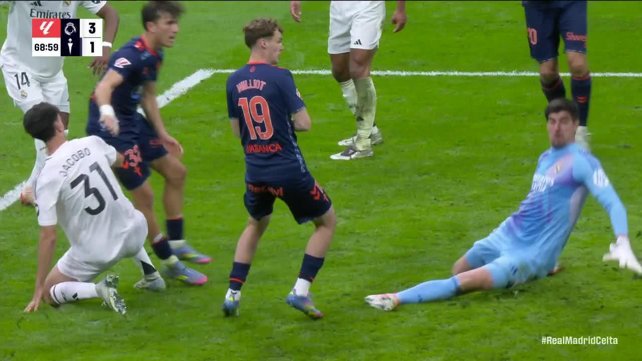Javi Rodríguez scores for Celta Vigo
